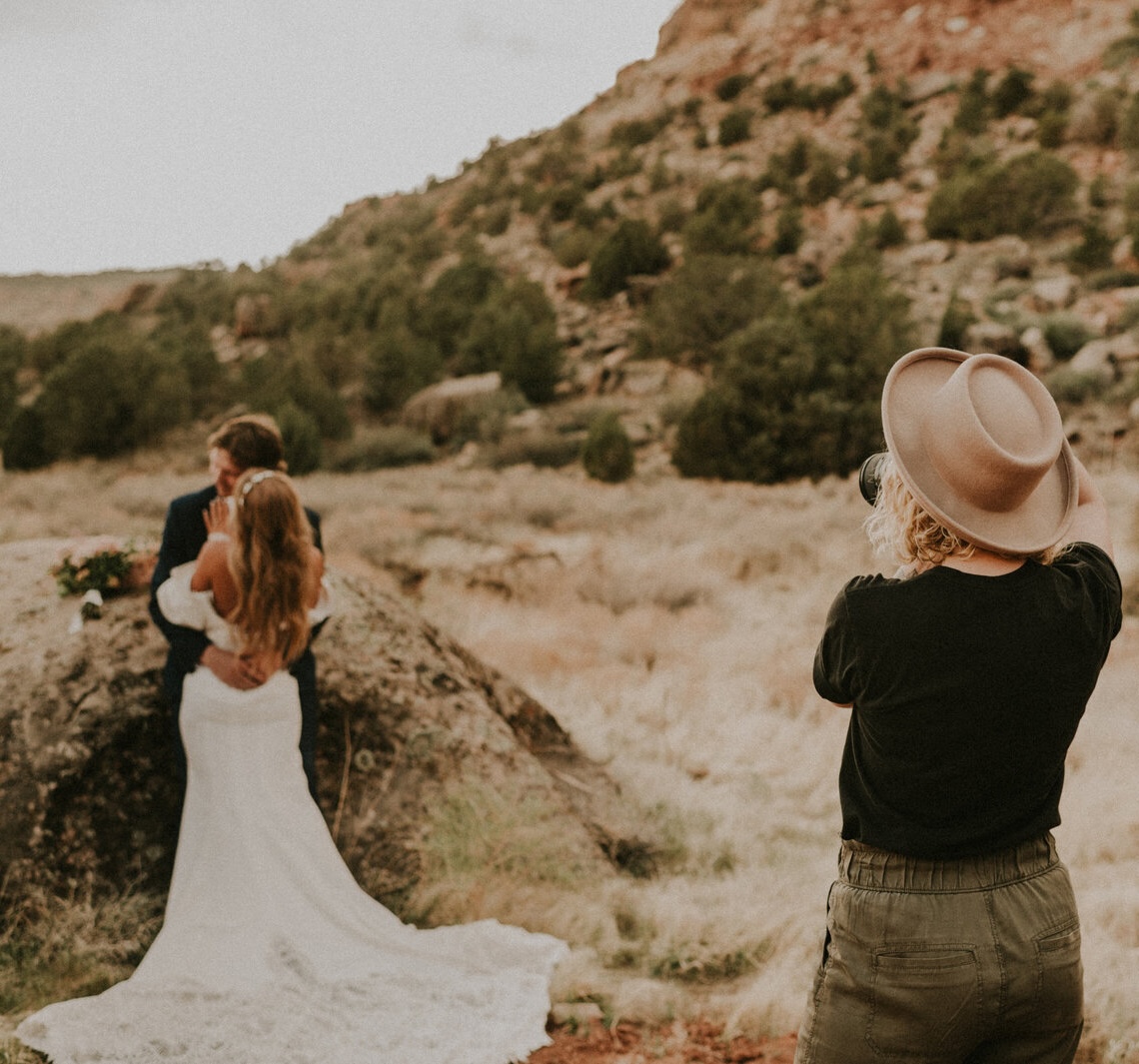 A comfortable and creative photography studio space